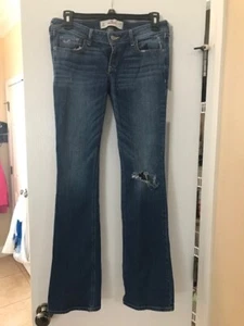 Hollister California Women Girls Junior Blue Jeans Size 3s or w26 L31 - Picture 1 of 2