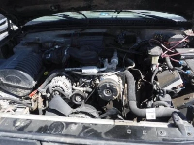 Used Air Cleaner Assembly fits: 2000 Chevrolet 2500 PICKUP 5.7 Grade A - Image 1 of 4