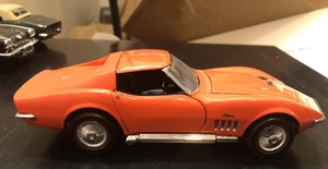 Franklin Mint 1969 Chevrolet Corvette Stingray Orange Diecast Car w/ T Tops 1:24 - Picture 1 of 20