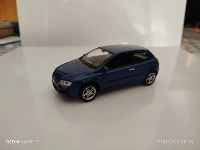 Modellino Fiat Stilo ditta Norev 143 - Immagine 1 di 2