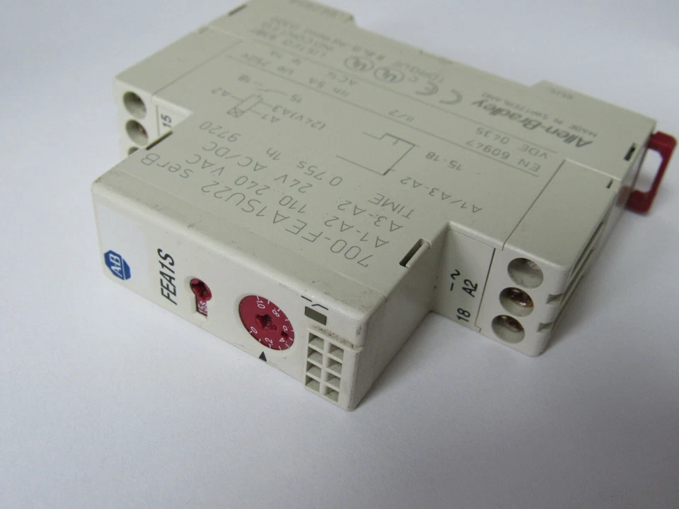 ALLEN-BRADLEY FEA1S 700-FEA1SU22 SER B TIMING RELAY - Image 1 of 4