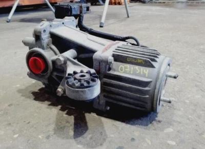 2007-2016 Jeep Compass Rear Differential Carrier w/o off road crawl ratio Used Foto 1 de 3