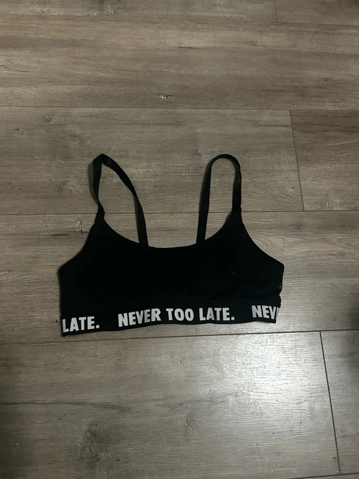 Sujetador deportivo para mujer Forever 21 - talla desconocida (xs-s) Foto 1 de 3