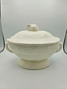 Vintage Ceramic Soup Tureen Server Bowl With Lid Handles White   SU01 - Picture 1 of 12