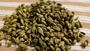 50g Whole Green cardamom pods dried premium quality, pure elaichi - Picture 1 of 5