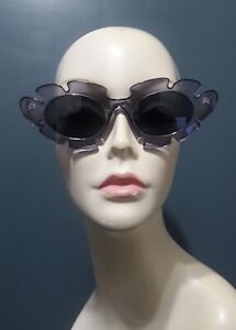 Retro 60s Mod Style Purple Flower Floral Cat Eye Sunglasses