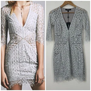 Nuevo con etiquetas Mini Vestido For Love & Lemons Lyla Cóctel Talla S Plateado Encaje Forrado - Imagen 1 de 12