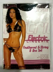 Lencería emplumada negra roja tanga - talla única para la mayoría (8-14) ¡OFERTA LIQUIDACIÓN!! - Imagen 1 de 3