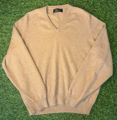 Suéter Brooks Brothers Marrón Claro 100% Cachemira Cuello en V Gran Bretaña XL Foto 1 de 4