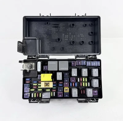 2013 CARAVAN TOWN & COUNTRY TOTALLY INTEGRATED POWER MODULE TIPM 68163904AB - Image 1 of 4