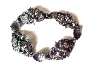 Guglielmo Cini Sterling Silver Link Bracelet with Fish and Shells - Picture 1 of 4