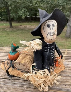 Halloween 4 Zoll Maishülse Skelett Puppe mit Hut und Kürbis - Bild 1 von 7