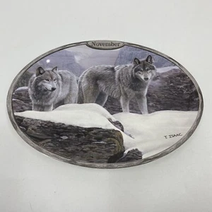 November Sentinels of the Season The Bradford Exchange Collector Wolf Plate 2000 - Picture 1 of 2
