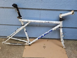 Telaio mountain bike vintage GT Avalache 20,5" grande tange prestigio cromato - Foto 1 di 24