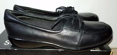 P.W. Minor CAMEO Black Leather Lace Therapeutic Casual Shoe Size 7 W - Image 1 of 4