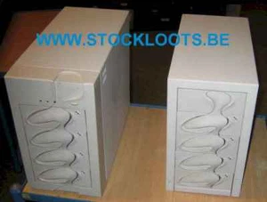 Externe SCSI Harddisk Toren - 4 x 36GB inside - 80P 10K - Photo 1/1