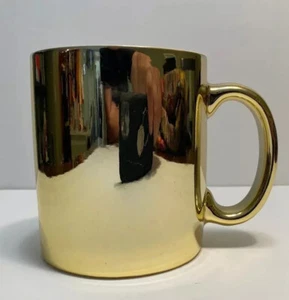 Goldener Kaffeebecher spülmaschinen- und mikrowellengeeignet! - Bild 1 von 4