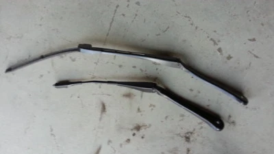 BMW E91 Essuie-Glace Avant Gauche Droite - Photo 1/3