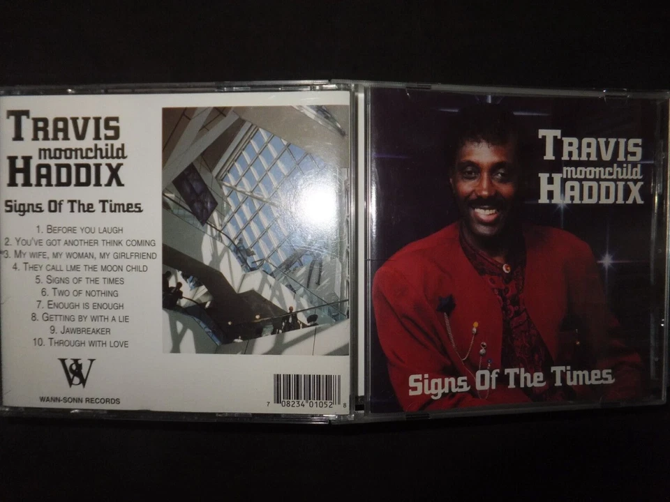 CD TRAVIS "MOONCHILD" HADDIX / SIGNS OF THE TIMES / - Photo 1/1