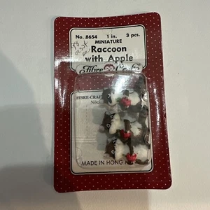 Vintage Fibre Craft Dollhouse 3 Miniature Raccoons With Apples NEW Sealed # 8654 - Picture 1 of 5