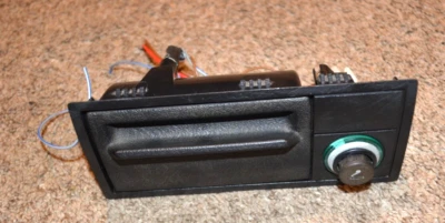 1991-1993 VW VOLKSWAGEN RABBIT CABRIOLET ASHTRAY ASH TRAY LIGHTER OEM - Image 1 of 4