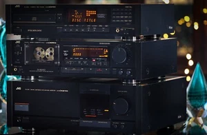 JVC TD-V711 ,AX-Z911 , XL-Z555BK - Picture 1 of 18