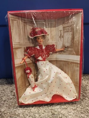 Coca-Cola Soda Fountain Sweetheart Barbie 1998 Foto 1 de 2