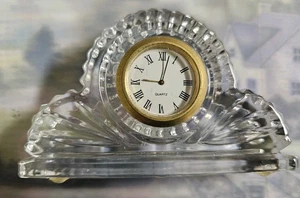 Reloj de mesa/escritorio de cristal Royal Gallery vintage necesita batería 4,5"x2,5" sin probar - Imagen 1 de 5