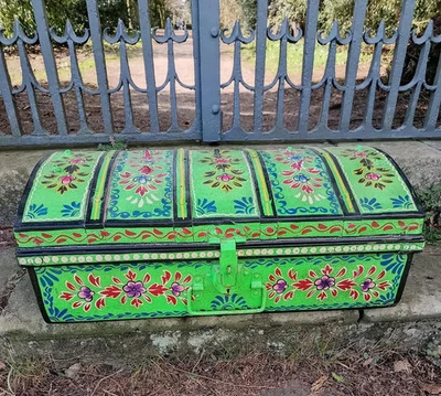 Vintage trunk dome top hand painted Indian storage chest metal green - Image 1 of 4