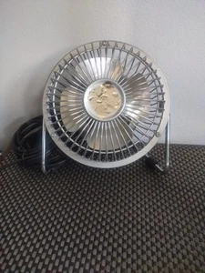 Personal Desk Fan-Portable Mini Table Cooling Fan - Silver /No Box - Picture 1 of 8