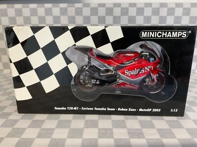 1/12 MINICHAMPS 053011 FORTUNA YAMAHA YZR M1 RUBEN XAUS MOTO GP 2005 Foto 1 de 4