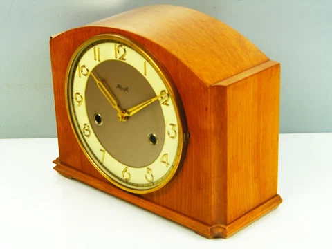 RARE BEAUTIFUL LATER ART DECO JUNGHANS CHIMING MANTEL CLOCK WITH BALANCE WHEEL Cover