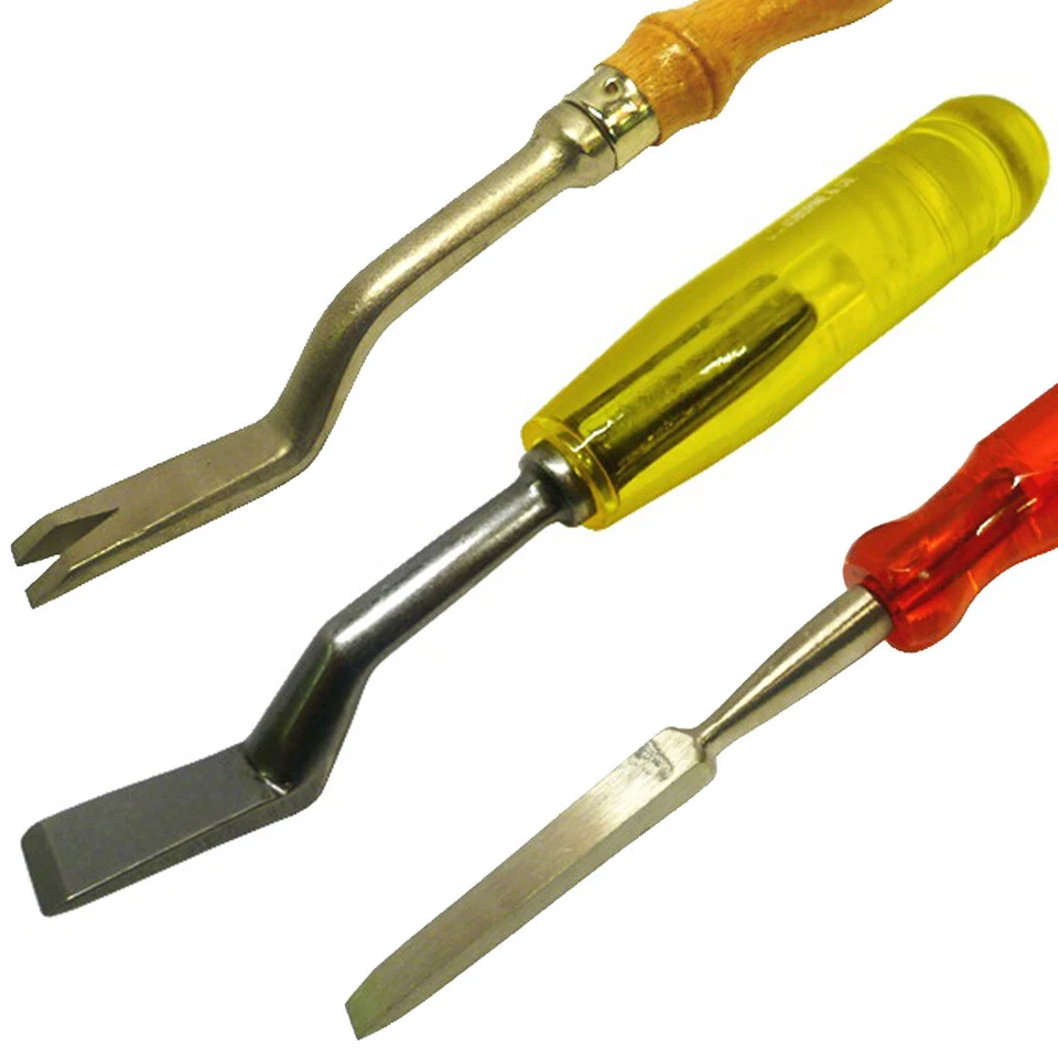 C.S. Osborne Upholstery Ripping Chisel - Image 1 of 1