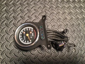 1993 SPORTSTER XL883 OEM SPEEDO SPEEDOMETER 8k MILES 1984 - 1993 - Picture 1 of 9