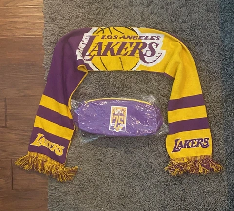 Los Angeles Lakers 5 ft. x 8 in. Scarf + Belt Bag Unisex Clean/Unused Lot of 2 Cover
