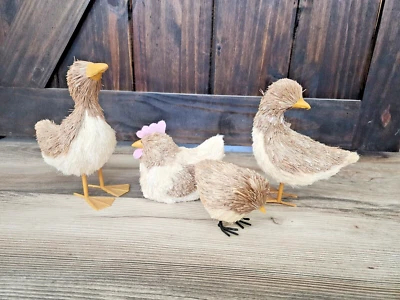 Sisal Straw Farmhouse set of Chickens and Ducks | Set 4 |LQQK - Image 1 of 4
