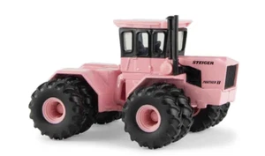 1/64 Case IH Steiger Panther II Pink Tractor ZFN44331 - Picture 1 of 1