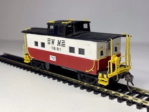 Life-Like Trains HO Scale Lighted Caboose Western Maryland 1891 - Unboxed - Picture 1 of 11