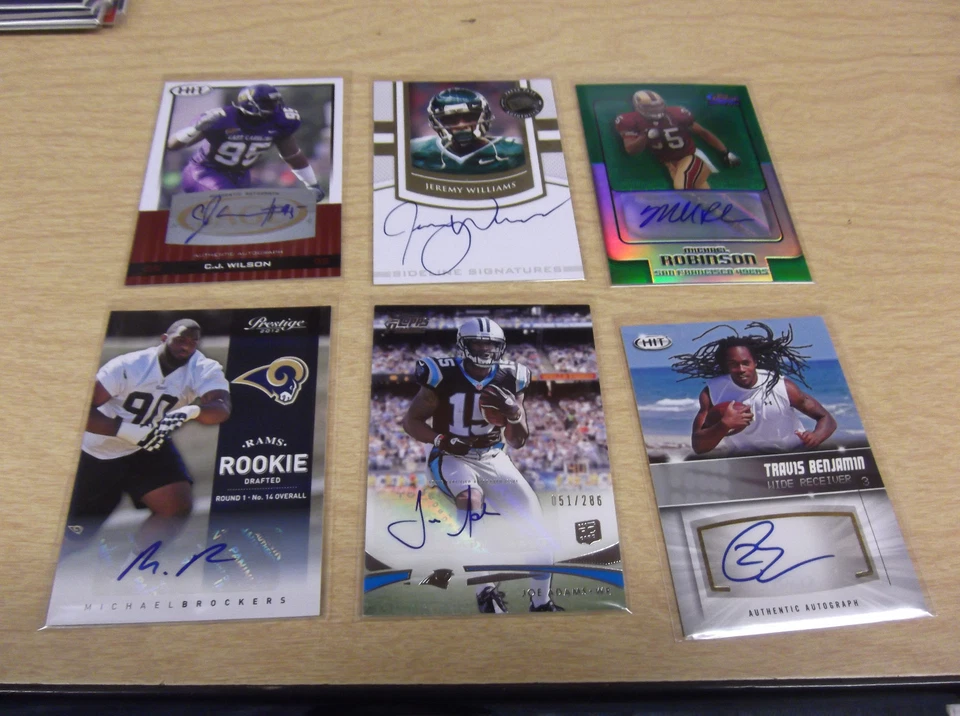 AUTO'D 2010 PRESSPASS FB #SS-JW JEREMY WILLIAMS RC CARD-STORE - Image 1 of 1