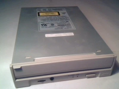 Unidad de CD-ROM NEC CDR-260 ** Interfaz IDE de 8 bits ** De colección 1994 Foto 1 de 4