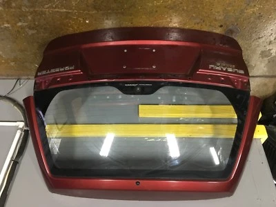 Subaru Forester 2009 tapa del maletero trasero escotilla puerta trasera puerta levadiza roja con ventana OEM+ Foto 1 de 4