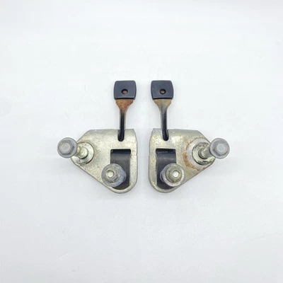 HONDA HRM215 Front Wheel Axle Adjuster Plate Set 42911-VE2-020 / 42921-VE2-020 - Image 1 of 4