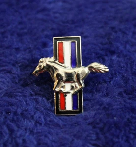 Ford Mustang Hat Lapel Pin Badge Pony Emblem GT Shelby Accessory - Picture 1 of 5