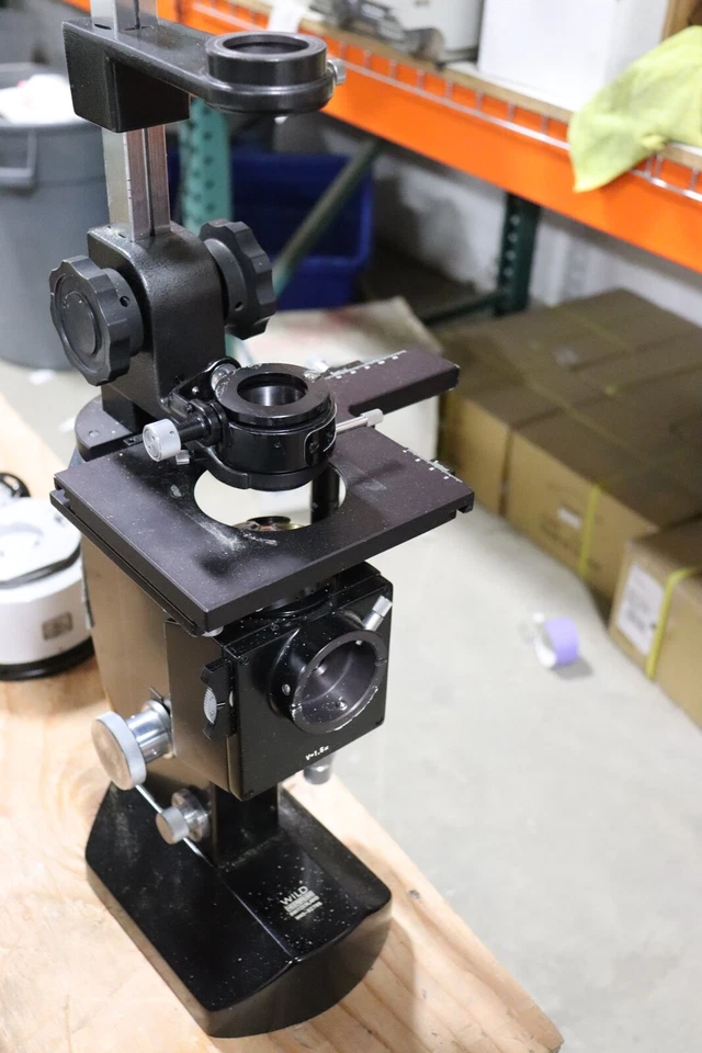 Microscopio invertido Wild Heerbrugg M40-82795 Foto 1 de 2