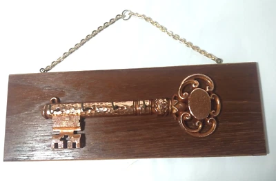 Винтажный деревянный медный скелет для ключей дизайн держатель для ключей 4 крючка настенное крепление на цепочке - Изображение 1 из 4
