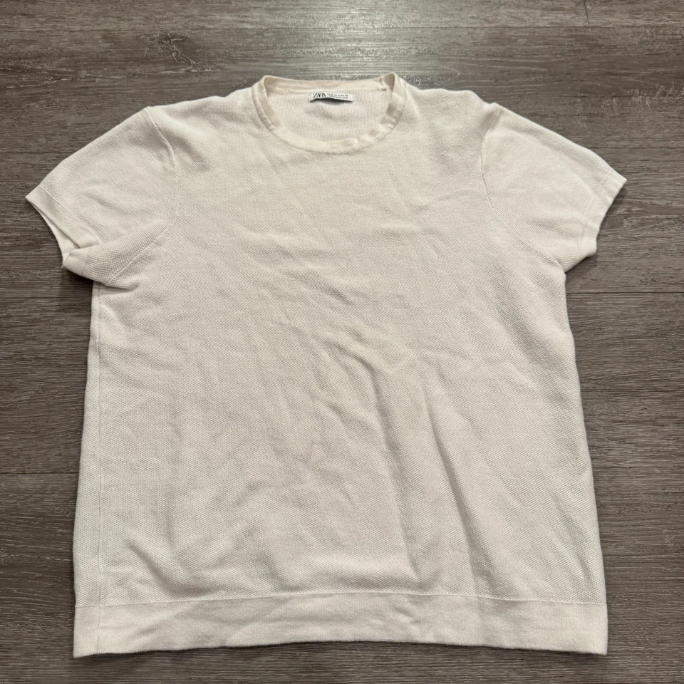 Camisa Zara Para Hombre Mediana Blanca Tejida Manga Corta Mínima Elastizada Informal Adulto Foto 1 de 4