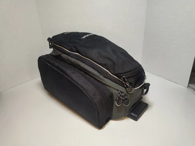 Bolsa seca trasera Trek Rack Trunk Interchange DLX+ 86867 / 902596 Deluxe Plus Foto 1 de 4