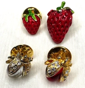 Vintage Emaille Erdbeere & Strass Biene Anstecknadeln Brosche 4 Stück Obst Insekt - Bild 1 von 6