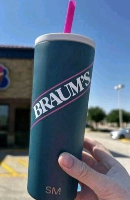 NUEVO Vaso Braums 24oz verde aislado con pajita 2025 simple moderno. Foto 1 de 2