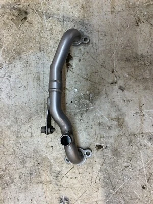 Tubo de agua refrigerante trasero de culata BMW M3 S65 E90 E92 E93 OEM 7838212 Foto 1 de 4